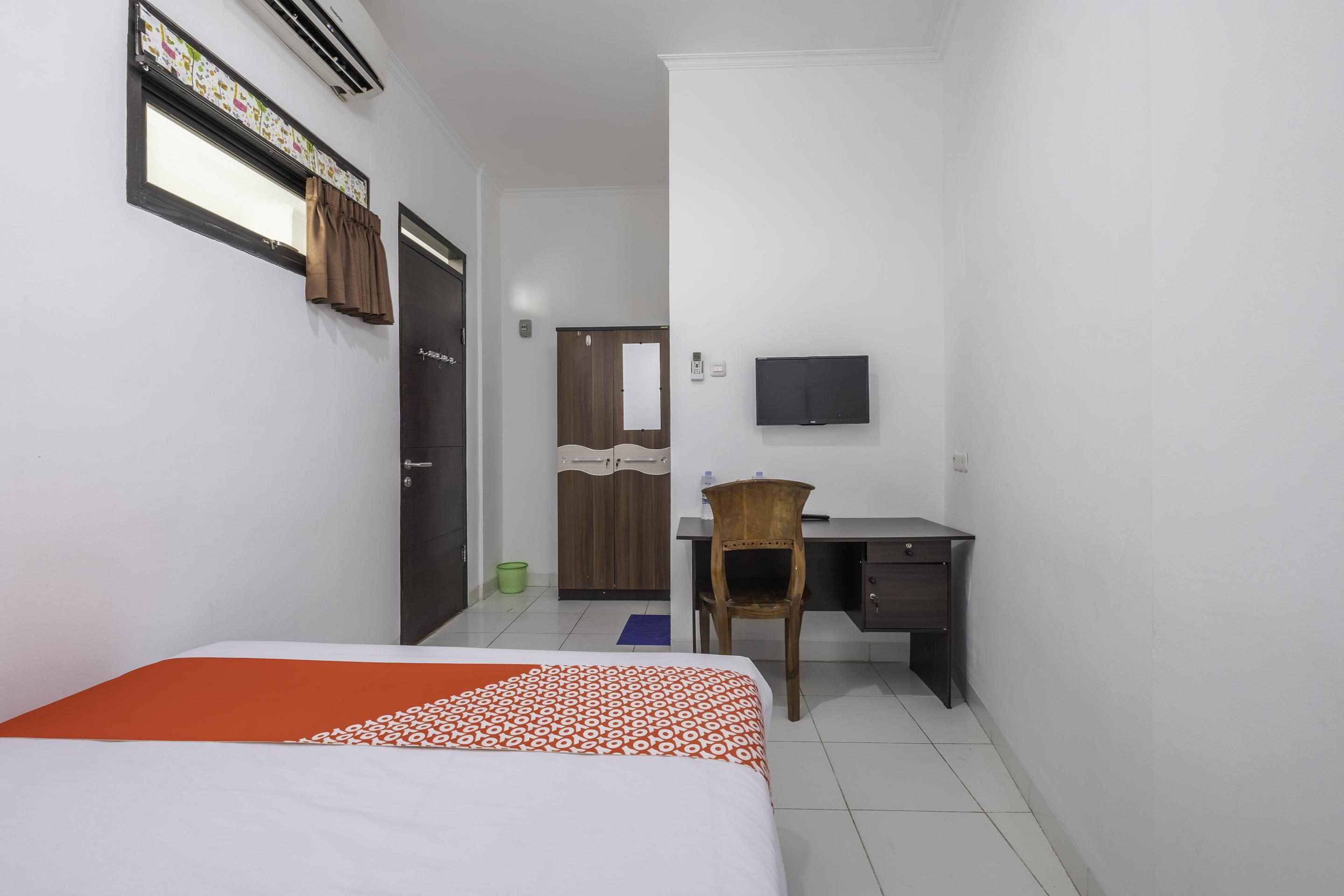 Oyo 1608 Feby Maisonatte 2*
